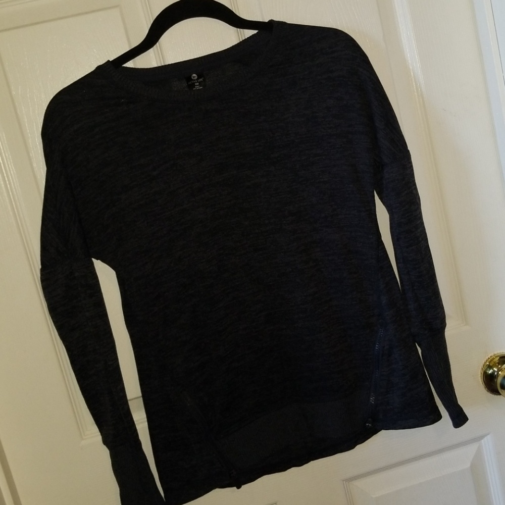 Active life sweater